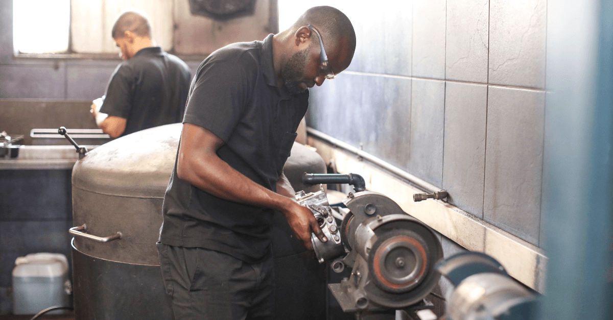 Diesel Mechanics Job Outlook For 2024 And Beyond   Diesel Mechanic Job Outlook Social 1200x628px 